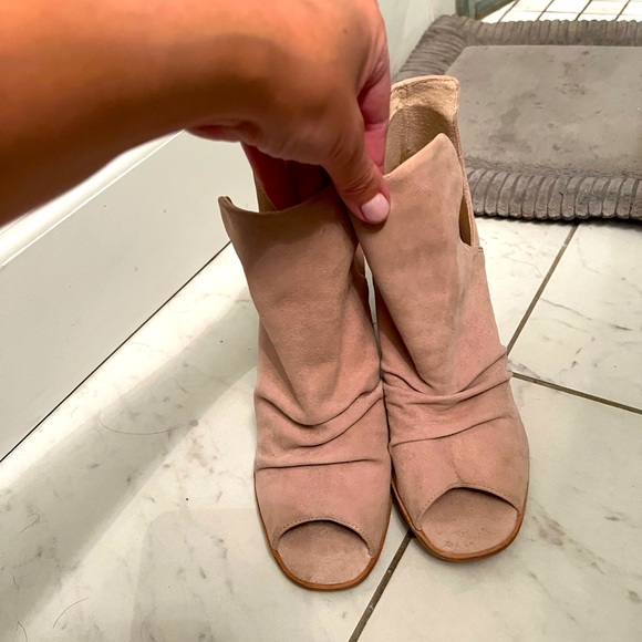 kalbah leather bootie